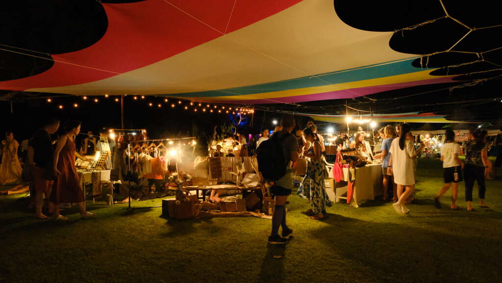 創藝市集夜間照片