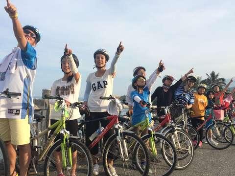 2016花蓮．台東を見守り、サイクリングとローイング を楽しみましょう！