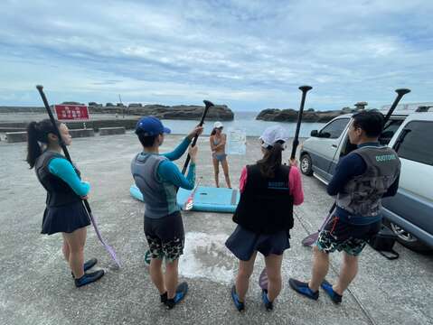 111年度向海小旅行-SUP安全宣導