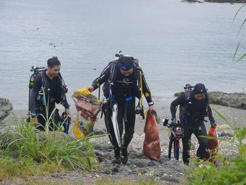 111年度三仙台潛水淨海工作假期-基翬漁港