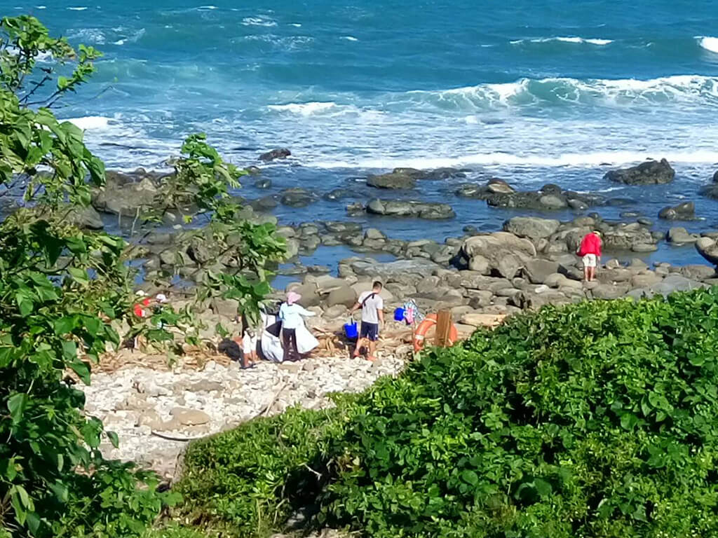 กิจกรรมทำความสะอาดชายหาดเขตชมวิวชายฝั่งทะเลตะวันออก