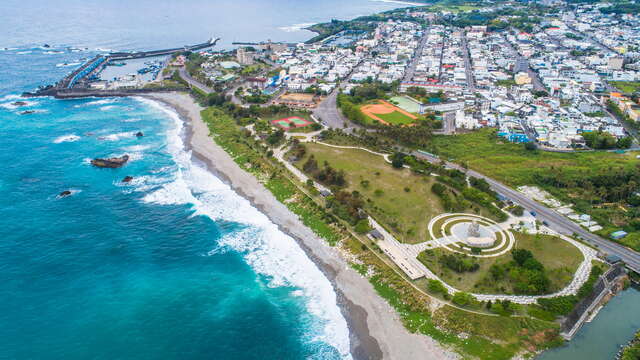 Chenggong Seaside Park