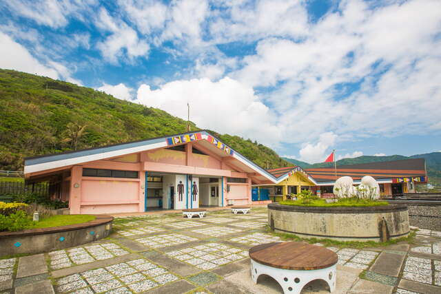 磯崎海濱遊憩區提供廁所和衛浴設備