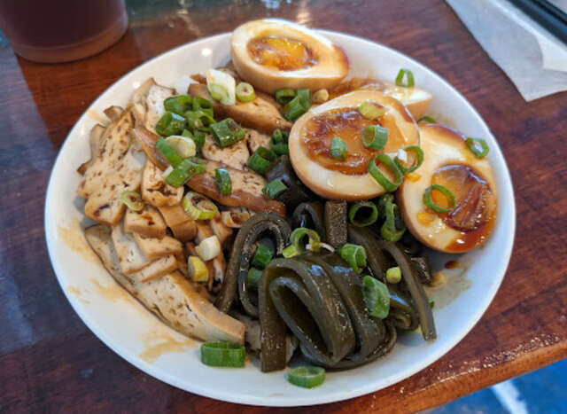哇哇哇大骨麵