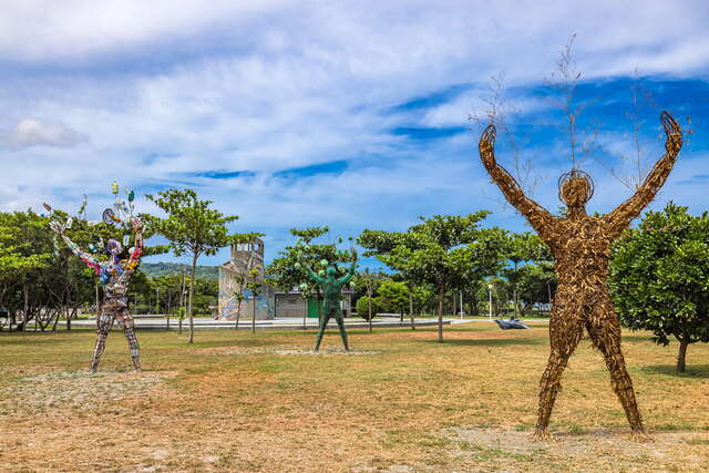 成功海濱公園的大地藝術作品
