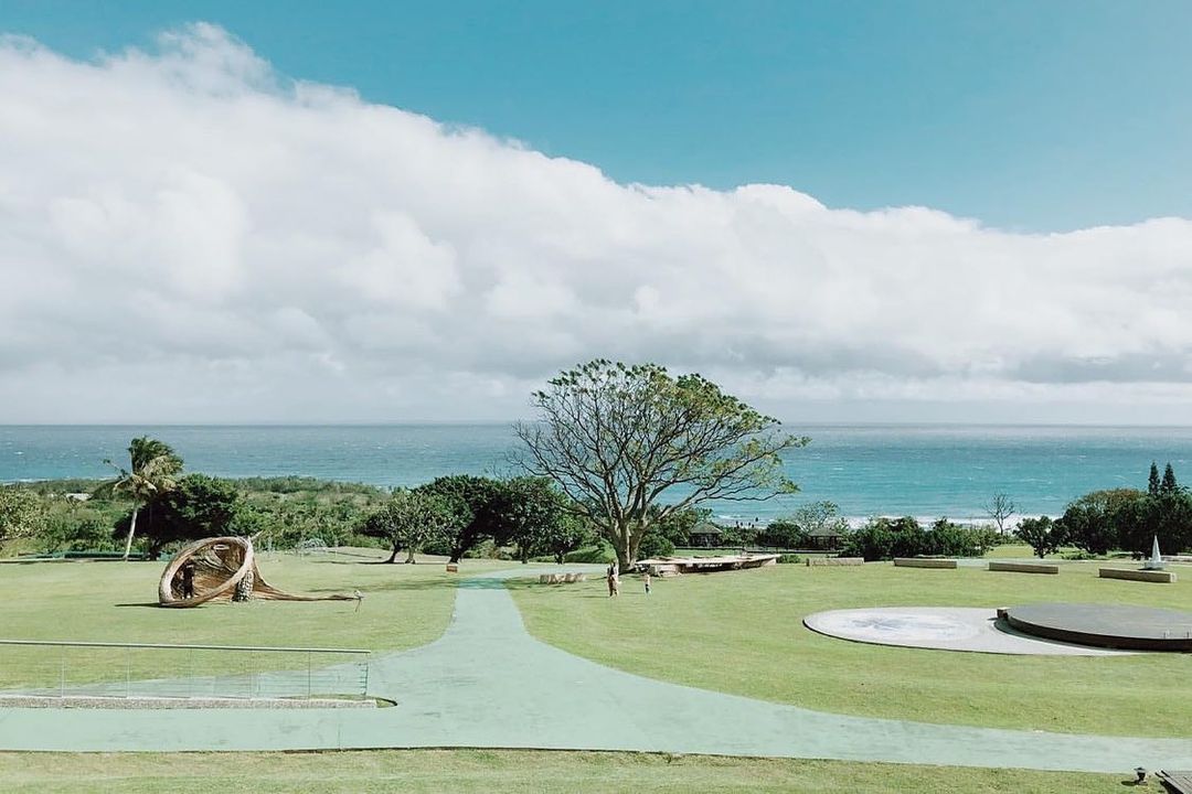 準備好，今年一樣月光海。【月光海音樂會】▌6月21日(一)-夏至之島，希望之光旮亙樂團米莎與戇仔精靈幻舞舞團桑布伊▌7月23日(五...