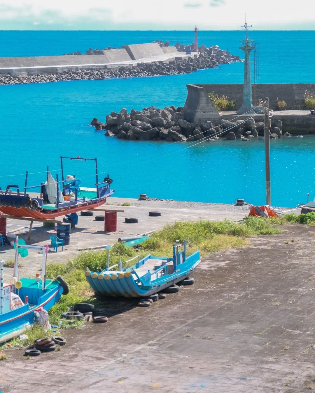 意外發現的小漁港在倒數幾天的工作日感到特別驚喜-歡迎在您的照片標記我們 @ecnsa讓更多人看見台灣最美東海岸-#taiwan #...