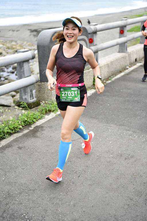 代言人魏小猴跑在台11上
