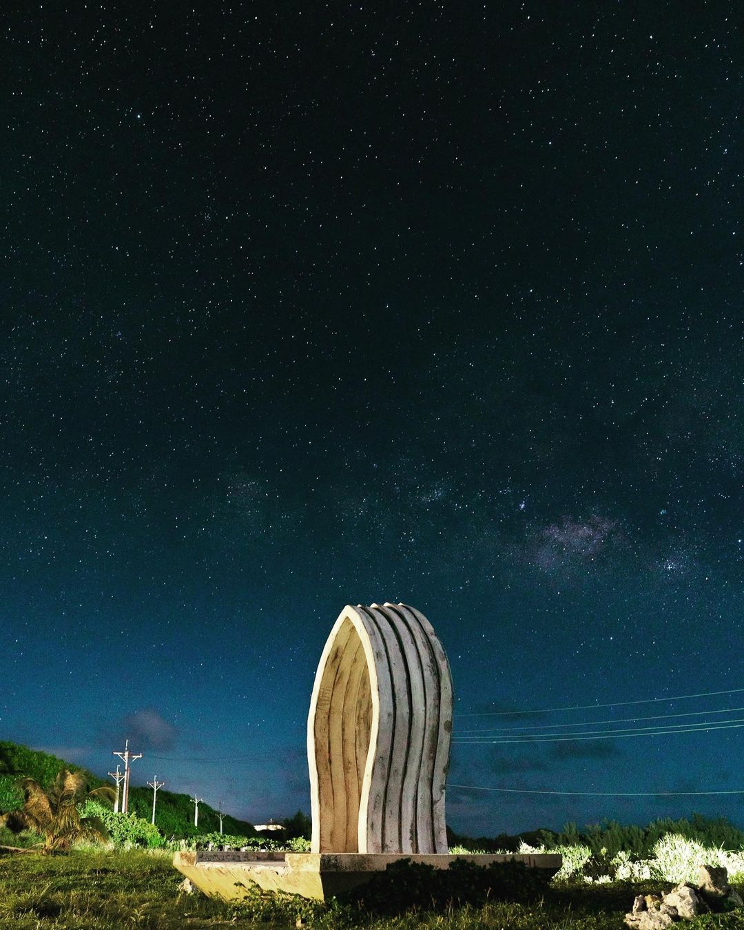 夏夜星空與浩瀚之門2023 東海岸大地藝術節作品-歡迎在您的照片標記我們 @ecnsa讓更多人看見台灣最美東海岸在想投稿的照片上標...